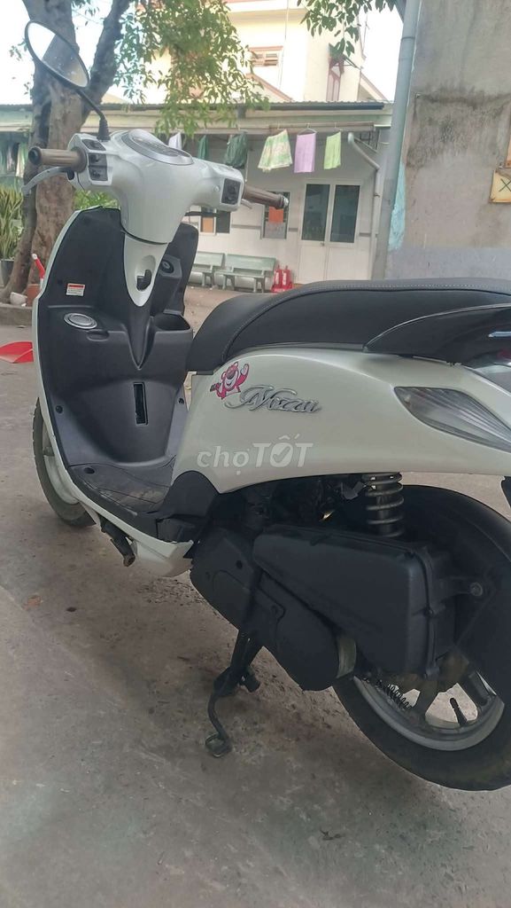 Yamaha Nozza màu Trắng. Mua bán Xe máy tại Thành phố Thủ Đức Tp Hồ Chí Minh được đăng bởi Vương lộc phát  hình 2