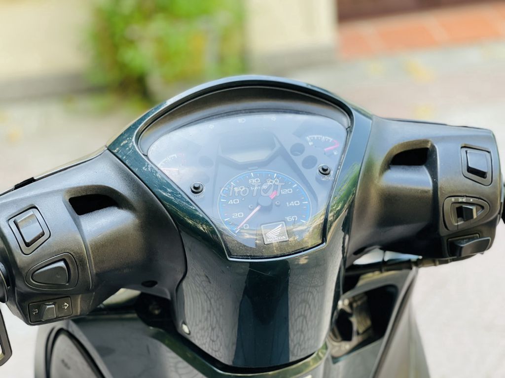 HONDA SH 125I VIỆT XANH RÊU CHÍNH CHỦ BIỂN 29. Mua bán Xe máy tại Quận Nam Từ Liêm Hà Nội được đăng bởi Hoàng Lan hình 2
