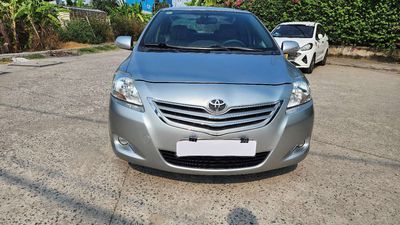 Toyota Vios E 2011 Bạc