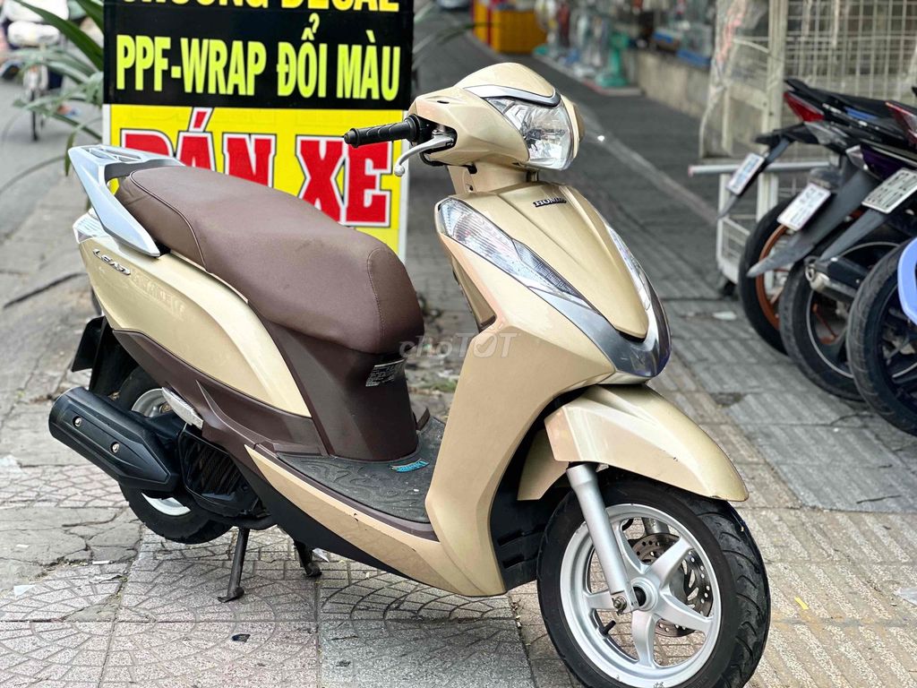 Lead 2015 fi ,9chủ ký uỷ quyền hoặc ký mua bán. Mua bán Xe máy tại Quận Bình Thạnh Tp Hồ Chí Minh được đăng bởi Chương Decal hình 2