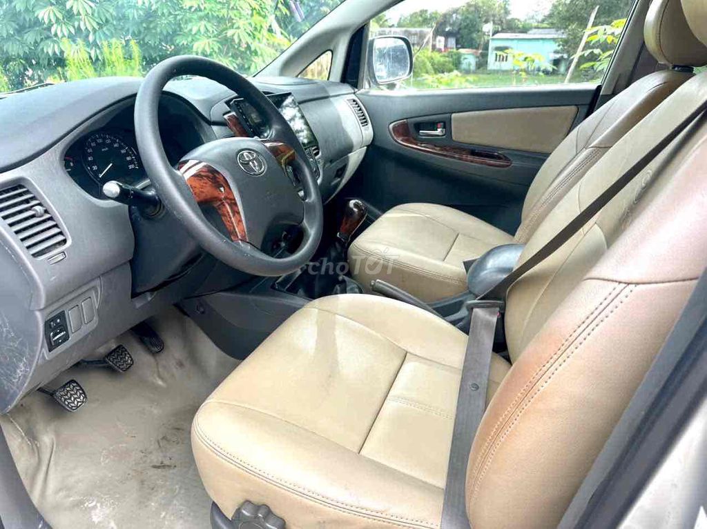 Toyota Innova 2014 2.0E - 100000 km. Mua bán Ô tô tại Huyện Củ Chi Tp Hồ Chí Minh được đăng bởi Anh Hòa hình 6