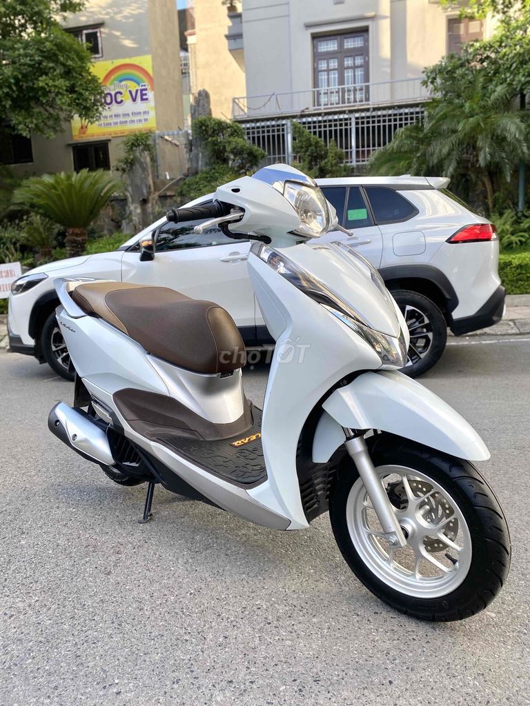 Honda Lead 125 SMK năm 2019 - máy zin - máy êm. Mua bán Xe máy tại Quận Hoàng Mai Hà Nội được đăng bởi Xe Máy Quân Oanh  hình 3