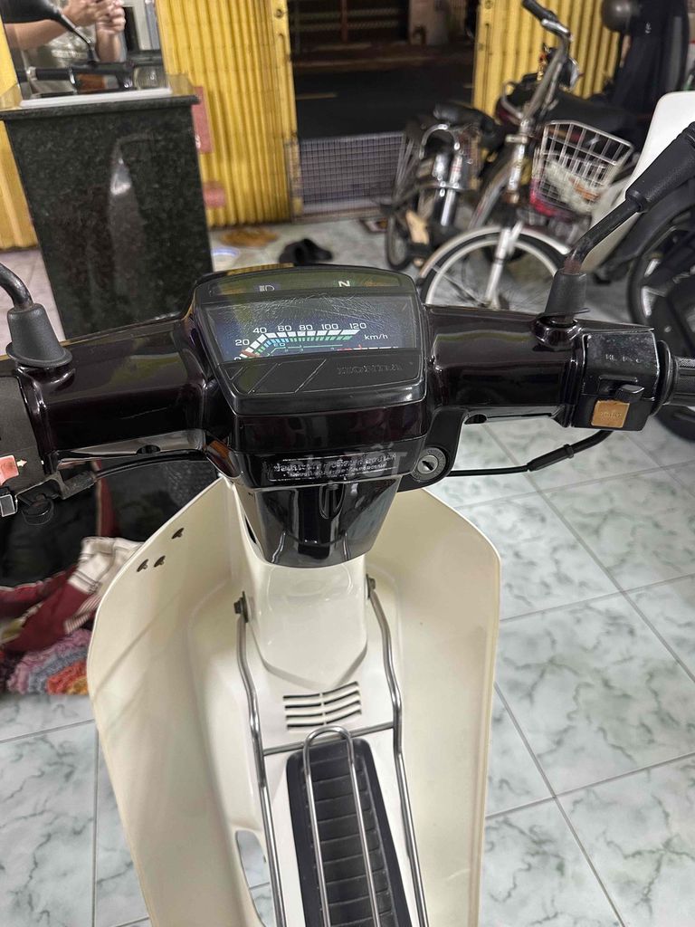 Dream II Thái Zin, có sơn lai dàn áo, odo 19.000km. Mua bán Xe máy tại Thị xã Gò Công Tiền Giang được đăng bởi Thanh Tùng hình 9