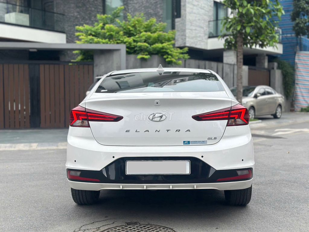 Hyundai Elantra 2021 màu trắng 2.0AT. Mua bán Ô tô tại Quận Gò Vấp Tp Hồ Chí Minh được đăng bởi Thu Hà hình 2