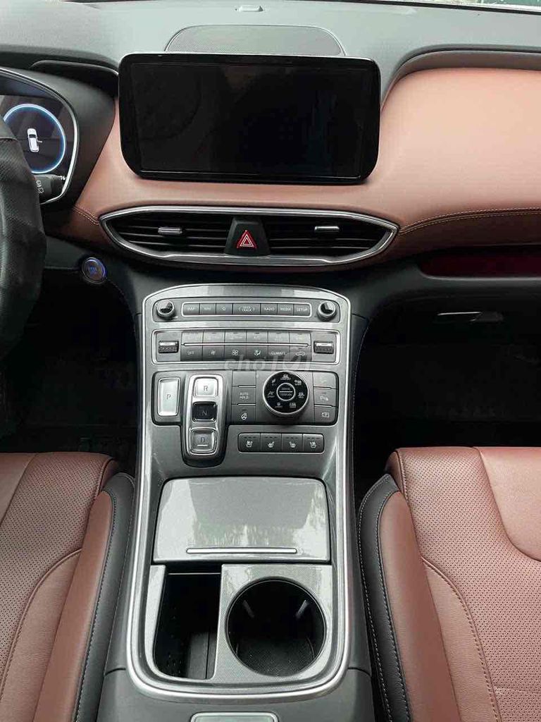 Hyundai Santa Fe 2024 2.2 Dầu Cao Cấp - 9000 km. Mua bán Ô tô tại Quận Long Biên Hà Nội được đăng bởi Bùi Đình Thông hình 16