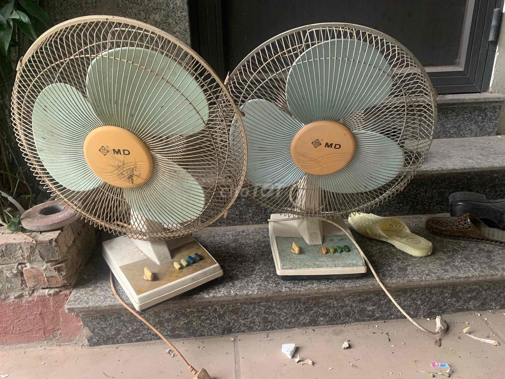 Quạt bàn MD Trắng Xanh Đã sử dụng. Mua bán Quạt tại Huyện Đông Anh Hà Nội được đăng bởi Mua bán  hình 1
