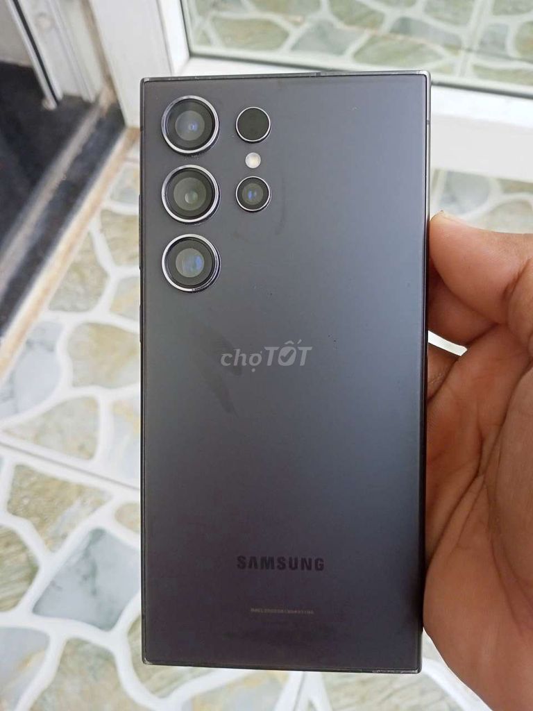 Samsung S24 Ultra 256GB Quốc Tế Đen Trầy xước. Mua bán Điện thoại tại Quận 12 Tp Hồ Chí Minh được đăng bởi Huy Hoàng  hình 1