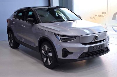 Xe Điện Volvo EC40 Mới Sạc Đầy Đi Được Hơn 500 Km. Mua bán Ô tô tại Quận 7 Tp Hồ Chí Minh được đăng bởi Volvo Phú Mỹ Hưng