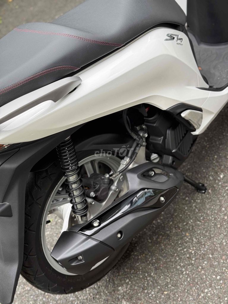 🌈 SH125 cbs 2018 Trắng—Xe Đẹp/Chính Chủ. Mua bán Xe máy tại Thành phố Biên Hòa Đồng Nai được đăng bởi Phong hình 8