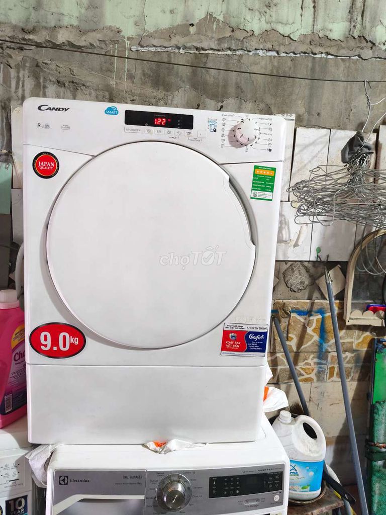 Máy sấy quần áo 9kg sấy khô quần áo sài tốt ạ. Mua bán Máy giặt tại Quận 12 Tp Hồ Chí Minh được đăng bởi Hà Trung Hiếu hình 1