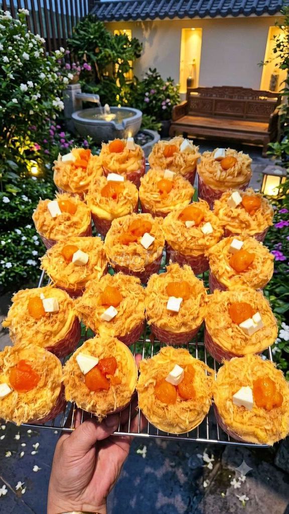 Bánh bông lan vị mặn chà bông trứng muối. Mua bán Đồ ăn, thực phẩm và các loại khác tại Quận Bình Tân Tp Hồ Chí Minh được đăng bởi Xiu Tre Tran hình 1