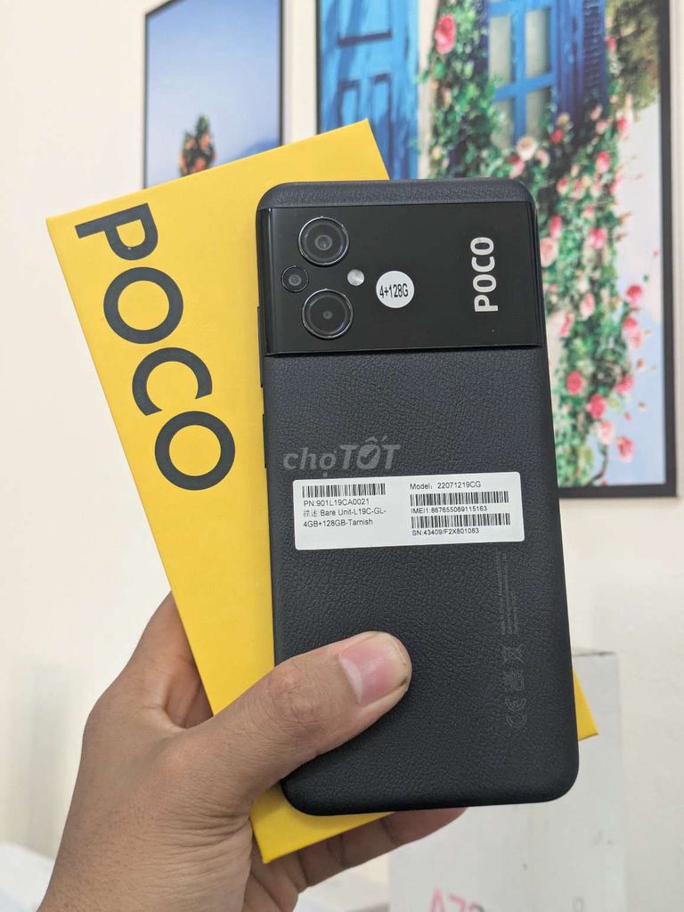 Poco M5