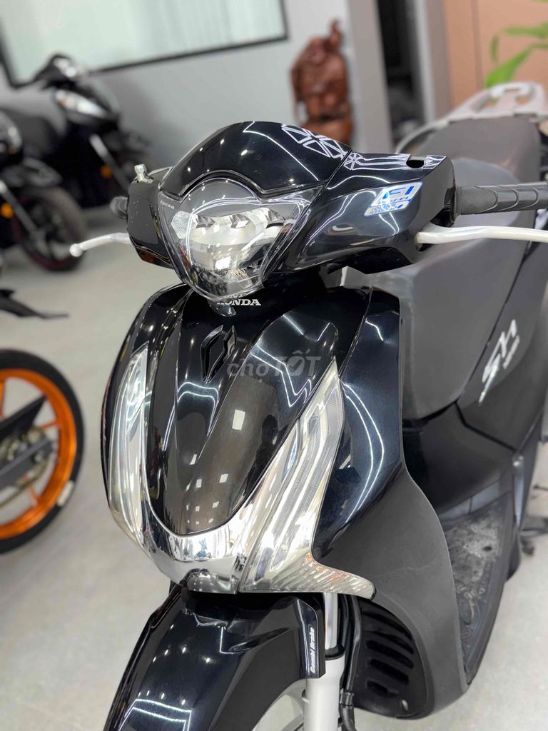 SH125 2016 Smartkey rin xe chuẩn đẹp Hỗ trợ góp. Mua bán Xe máy tại Quận Cái Răng Cần Thơ được đăng bởi Cửa Hàng Xe Máy Quang Sang hình 3