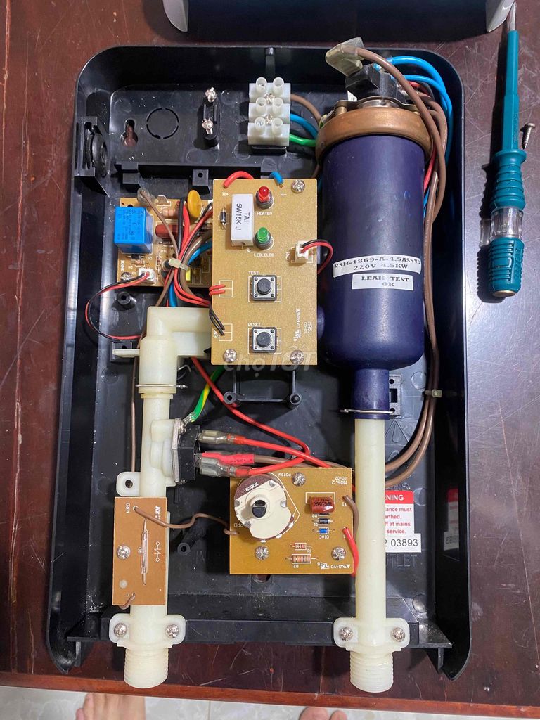 Bán xác  Máy nước nóng LETTON Trắng. Mua bán Thiết bị vệ sinh, nhà tắm tại Thành phố Vĩnh Long Vĩnh Long được đăng bởi âm thanh số hình 1