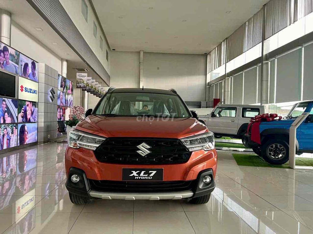 Suzuki XL7 HYBRID 2024 GIẢM 50% TRƯỚC BẠ - 30 tr