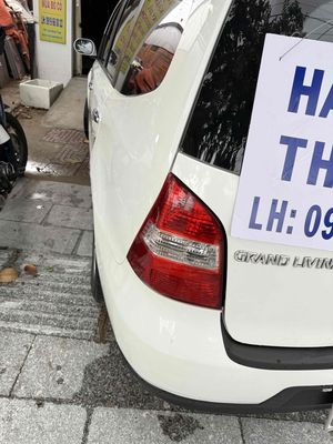 Nissan Grand livina 2011 1.8 AT - 120000 km. Mua bán Ô tô tại Thành phố Sa Đéc Đồng Tháp được đăng bởi Tuấn cầm Đồ