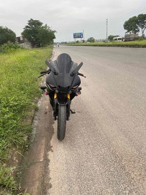 Yamaha R15v3 Đen Thể thao. Mua bán Xe máy tại Huyện Ba Bể Bắc Kạn được đăng bởi Vù Minh Sơn