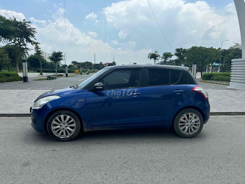 Suzuki Swift 2016 1.4 AT. Mua bán Ô tô tại Quận Hà Đông Hà Nội được đăng bởi Hiệp Xoăn Hà Đông hình 2