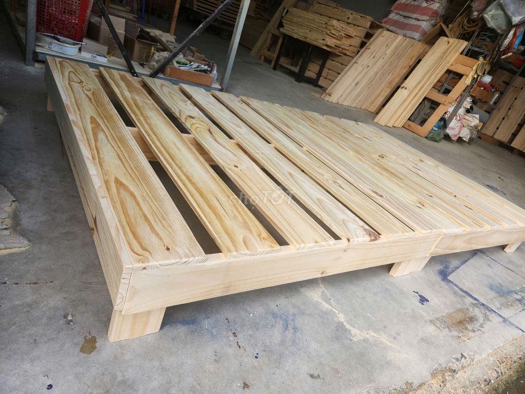 Sale giường pallet gỗ thông cao 20cm. Mua bán Giường, chăn ga gối nệm tại Quận 12 Tp Hồ Chí Minh được đăng bởi XƯỞNG PALLET GIƯỜNG hình 2