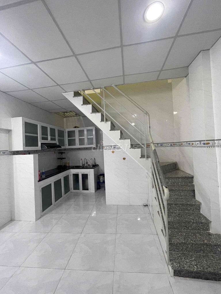 Bán nhà Lạc Long Quân, Tân Bình