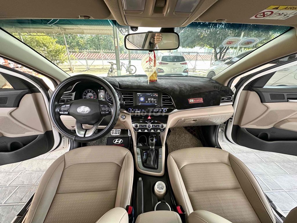 Elantra 2022 2.0 AT - 10000Km Siêu Mới. Mua bán Ô tô tại Huyện Bắc Tân Uyên Bình Dương được đăng bởi Ô Tô Quân Bồ Bình Dương hình 12