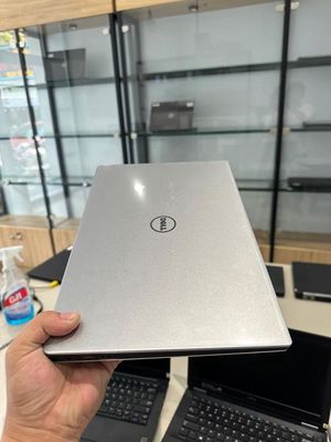 LAPTOP DELL XPS 9360 i5 th7