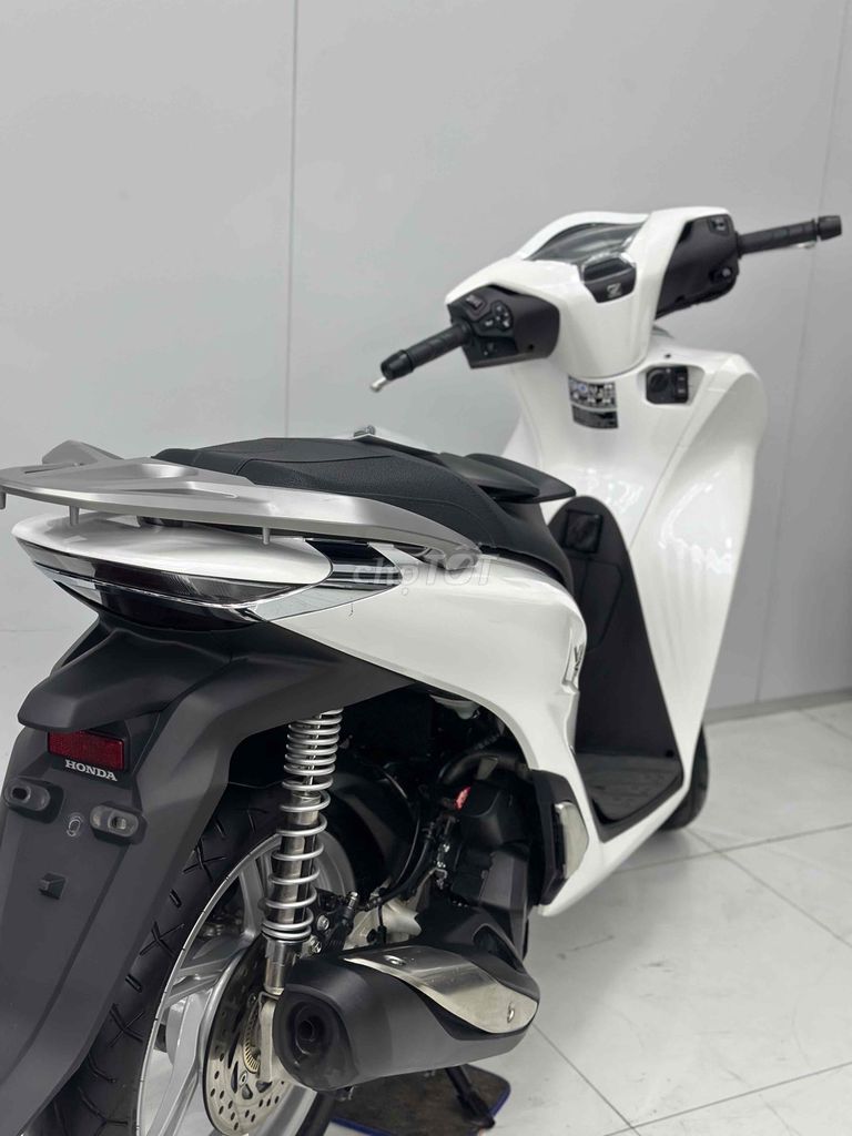 Sh 125 abs 2025 odo 2k  chính chủ. Mua bán Xe máy tại Thị xã Phú Mỹ Bà Rịa - Vũng Tàu được đăng bởi xe máy văn Đinh  hình 5