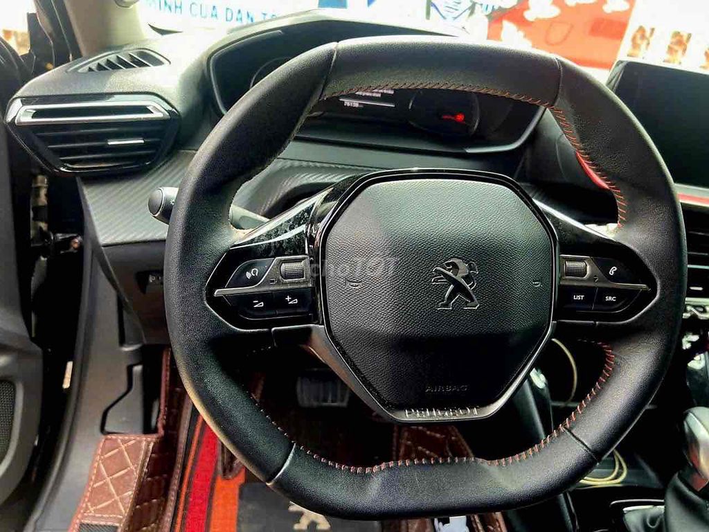 Peugeot 2008. Mua bán Ô tô tại Quận 12 Tp Hồ Chí Minh được đăng bởi Tran Cong Hanh hình 3