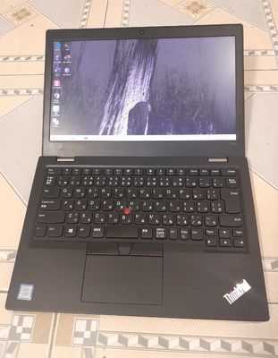 Lenovo ThinkPad i3 -8130U RAM: 8GB DDR4 SSD 128g