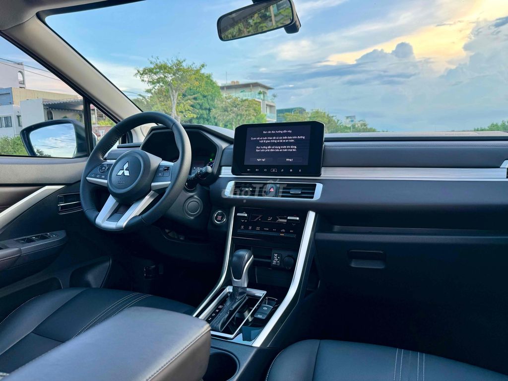 Mitsubishi Xpander 2024 Premium 1.5 AT - 7000 km. Mua bán Ô tô tại Quận Cẩm Lệ Đà Nẵng được đăng bởi nguyễn văn khoa hình 14