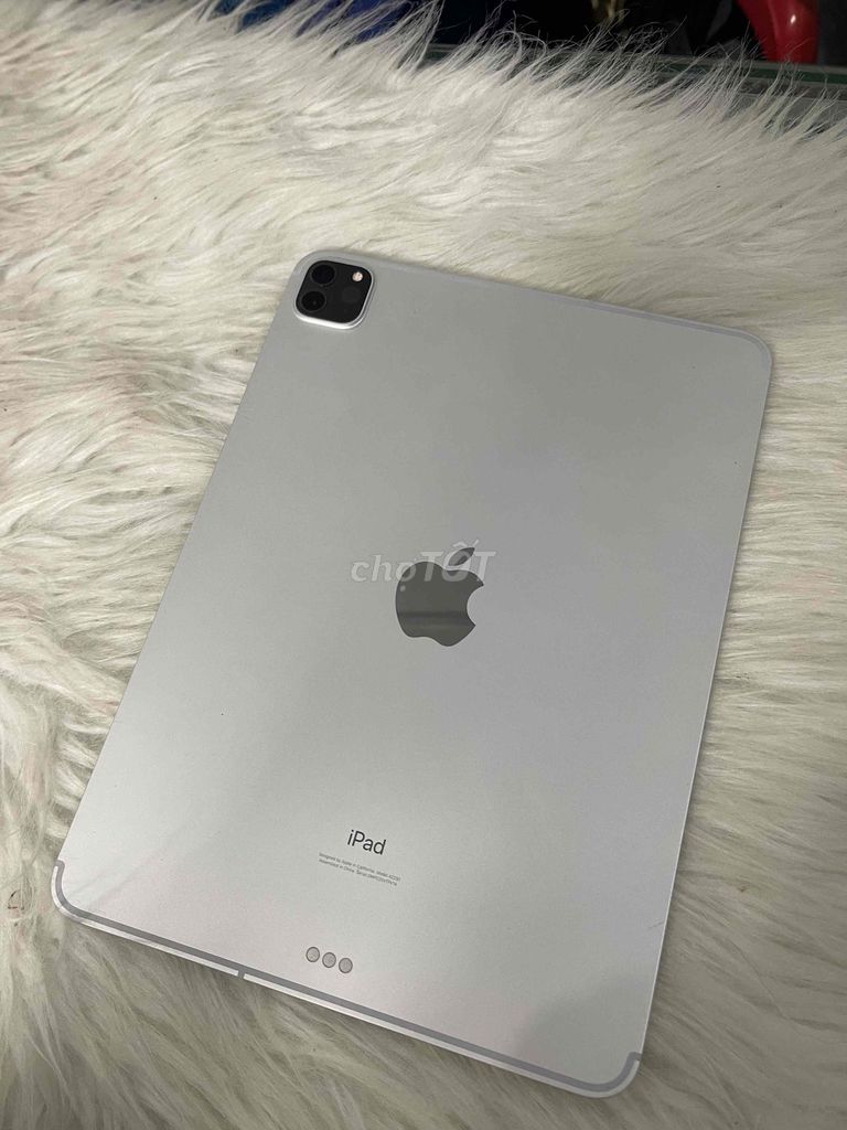 iPad Pro 11 inch 2020 128G màn 120hz , đẹp 99%. Mua bán Máy tính bảng tại Quận Ninh Kiều Cần Thơ được đăng bởi CẦM ĐỒ LT hình 1