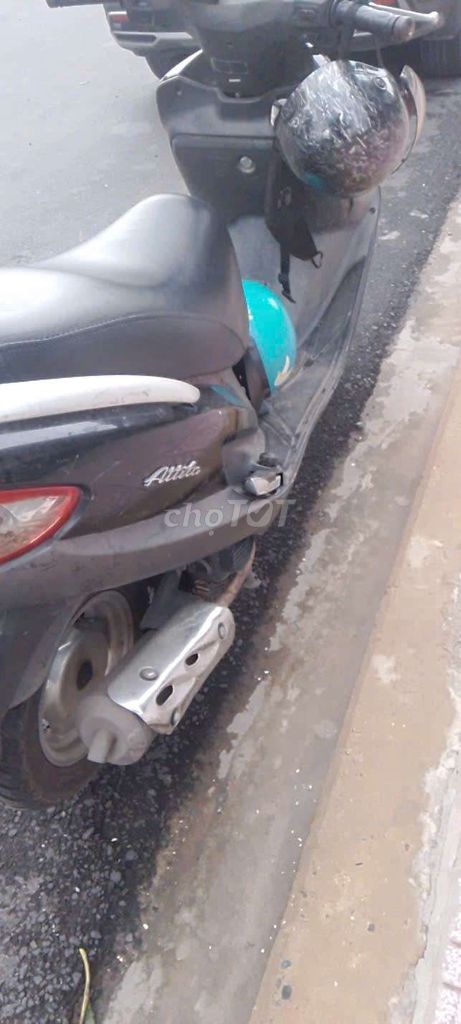 Nhà dư chiếc xe nên bán. Mua bán Xe máy tại Huyện Nhà Bè Tp Hồ Chí Minh được đăng bởi luong minh cuong hình 1