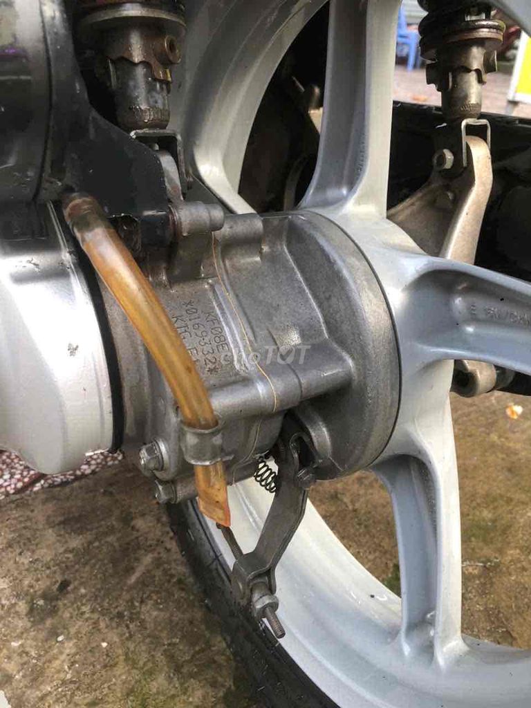 bán sh nhập ý, zin chính chủ. Mua bán Xe máy tại Quận Tân Phú Tp Hồ Chí Minh được đăng bởi Tin hình 3