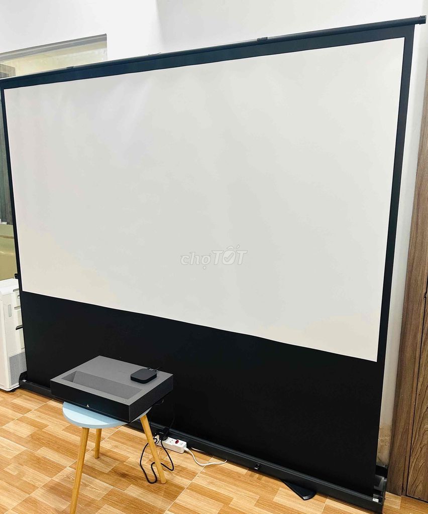 Màn Chiếu Để Sàn 100inch