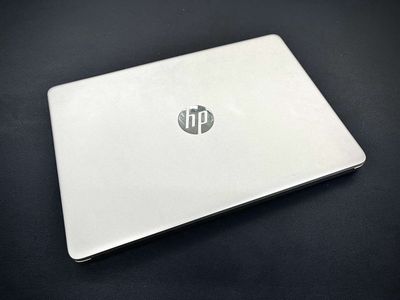 HP 240 G8 - Bạc (Máy rất mới)