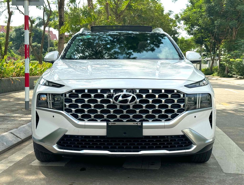 Hyundai Santa Fe 2021 2.4L Premium - 58000 km