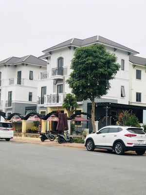 Bán biệt thự song lập 135m2 Ninh Hiệp - Gia Lâm, 9 tỷ
