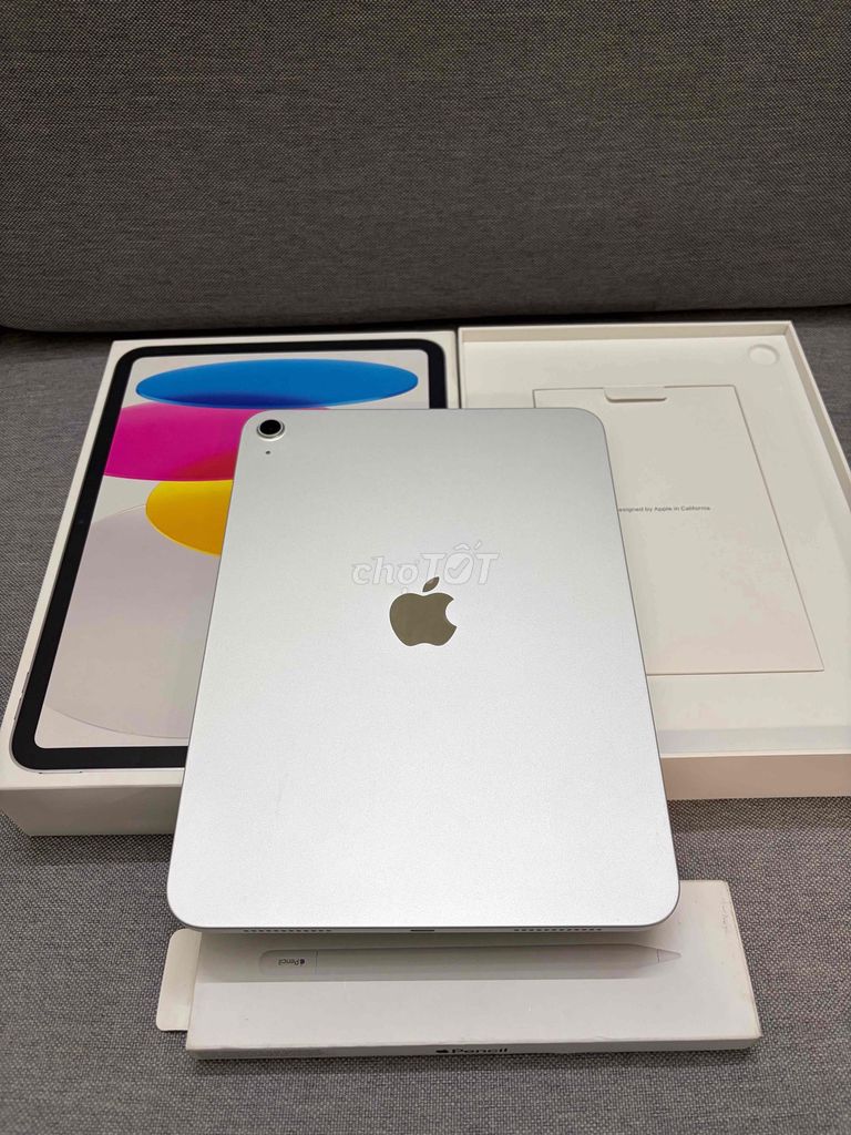 iPad Gen 11 128GB Bạc , Vừa mua gần như 100% new!. Mua bán Máy tính bảng tại Quận Đống Đa Hà Nội được đăng bởi Tùng hình 1
