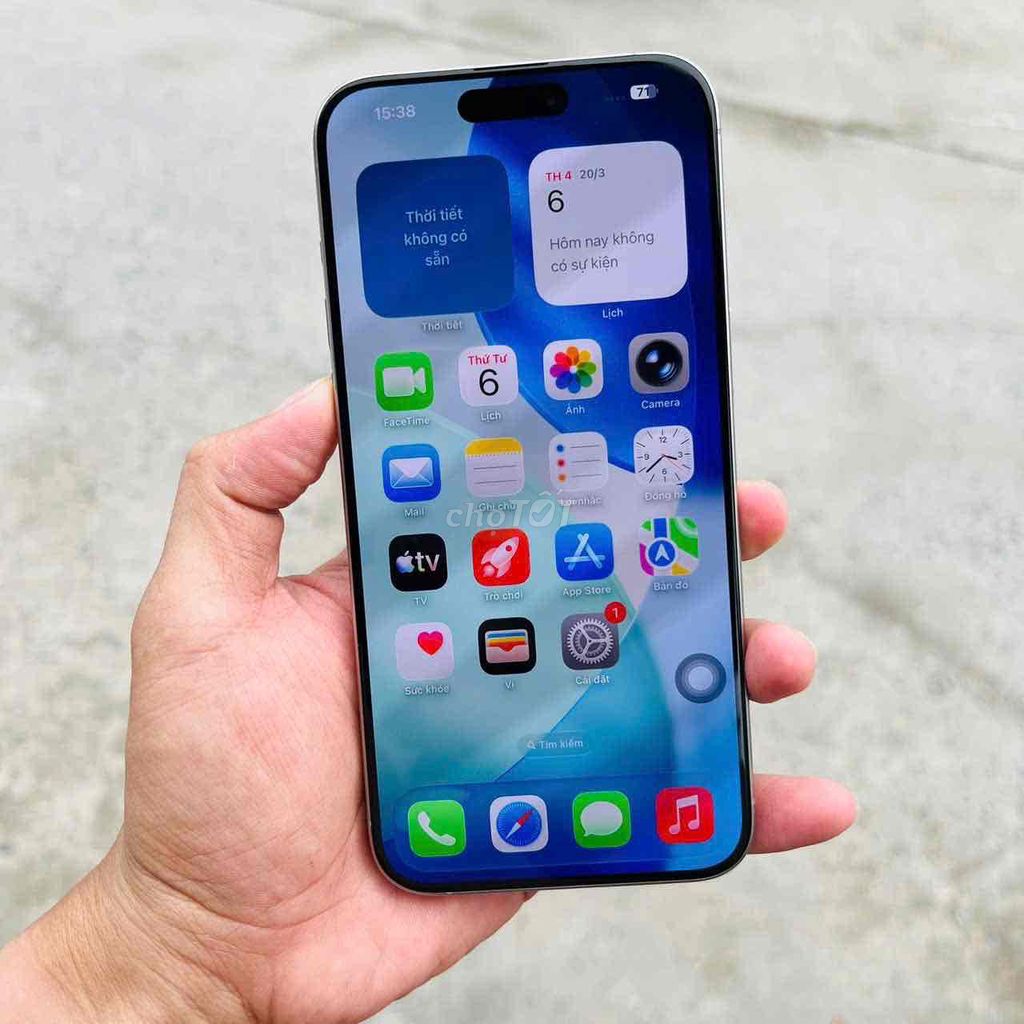 🌈iPhone 15 Pro Max 256GB Titan Mỹ 99% pinzin 90%. Mua bán Điện thoại tại Quận Ninh Kiều Cần Thơ được đăng bởi Trường Mobile hình 1