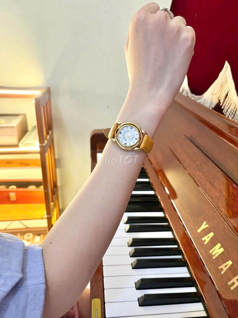 Thanh lý đồng hồ nữ chính hãng Ý likenew. Mua bán Đồng hồ tại Huyện Chơn Thành Bình Phước được đăng bởi Đồng Hồ Mắt Kính Độc Đẹp Hiếm PND hình 1