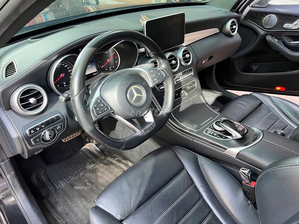 Mercedes Benz C Class 2016 C300 AMG - 80000 km. Mua bán Ô tô tại Quận Long Biên Hà Nội được đăng bởi AUTO TÂN HƯNG THỊNH hình 11