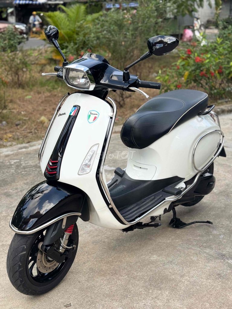 Xe Vespa 2020 dk 2024 ABS máy Iget. Mua bán Xe máy tại Thành phố Huế Thừa Thiên Huế được đăng bởi Nguyễn Văn Huy hình 2