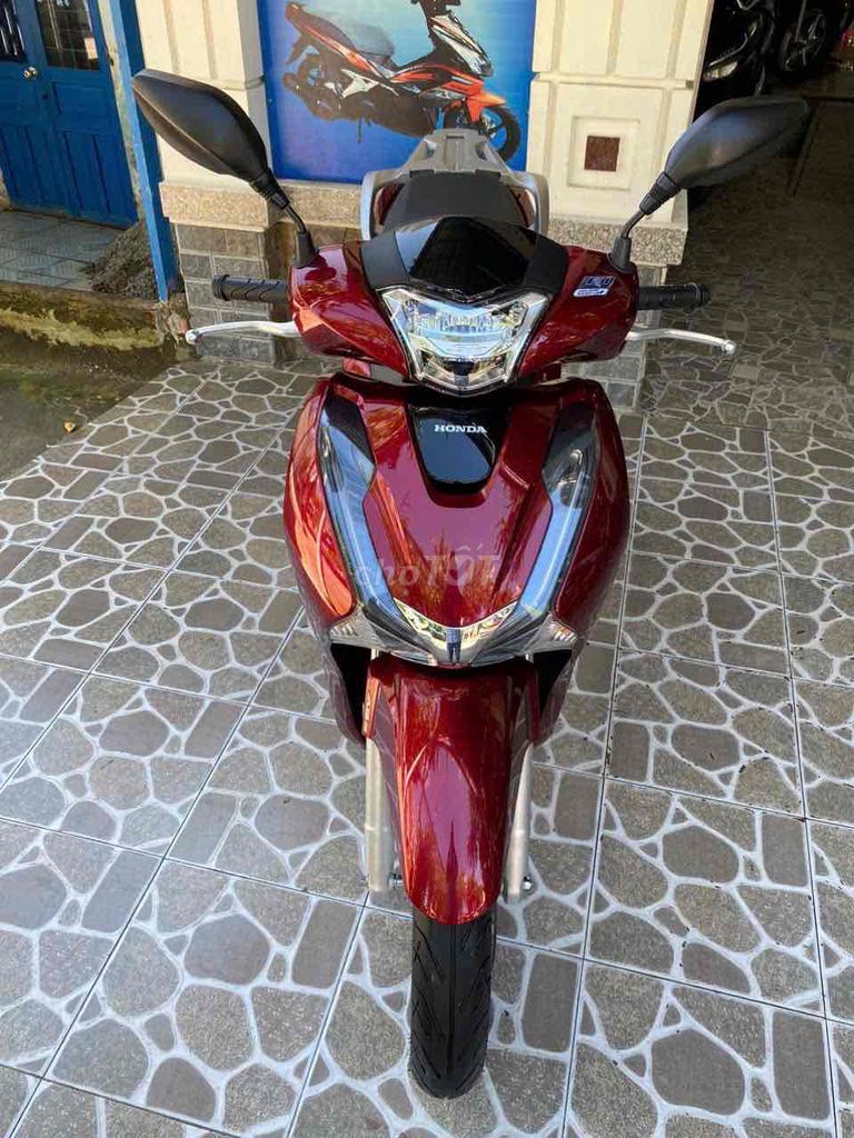 sh 150 abs 2018 đỏ đen. Mua bán Xe máy tại Quận Bình Thuỷ Cần Thơ được đăng bởi vũ hình 1