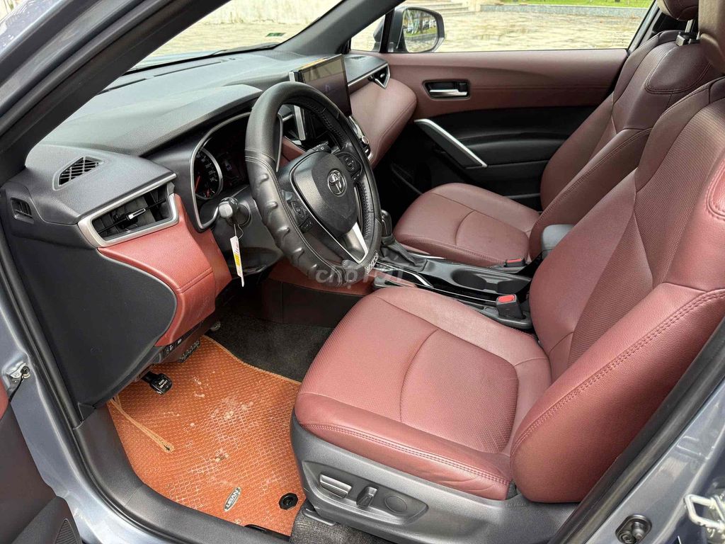 Toyota Corolla Cross 2020 1.8V - 66000 km. Mua bán Ô tô tại Quận Long Biên Hà Nội được đăng bởi Bùi Đình Thông hình 6