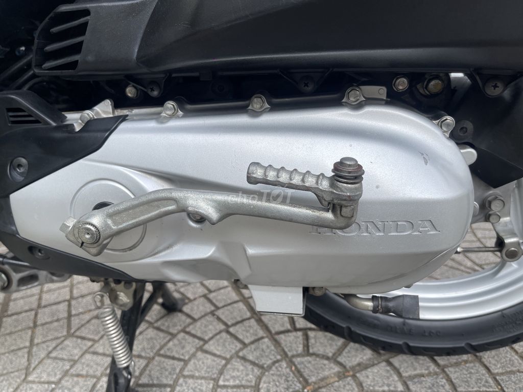 Honda Vision Trắng 17000 km. Mua bán Xe máy tại Quận Kiến An Hải Phòng được đăng bởi Bùi khắc huy hình 6