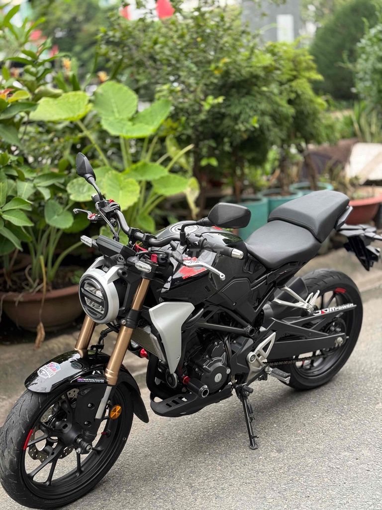 Honda cb300r odo 14.000km, zin keng bstp chính chủ. Mua bán Xe máy tại Quận 6 Tp Hồ Chí Minh được đăng bởi TanNguyenStore  hình 8