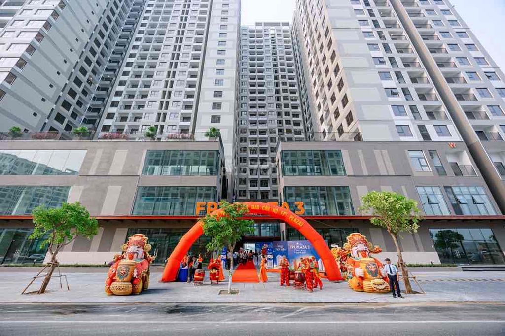 căn 1PN FPT Plaza 3, nội thất chủ đầu tư bàn giao. Có thể vào