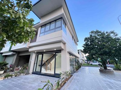 Cho thuê căn góc KĐT Oasis, nhà mới 100%, 3PN, 2WC