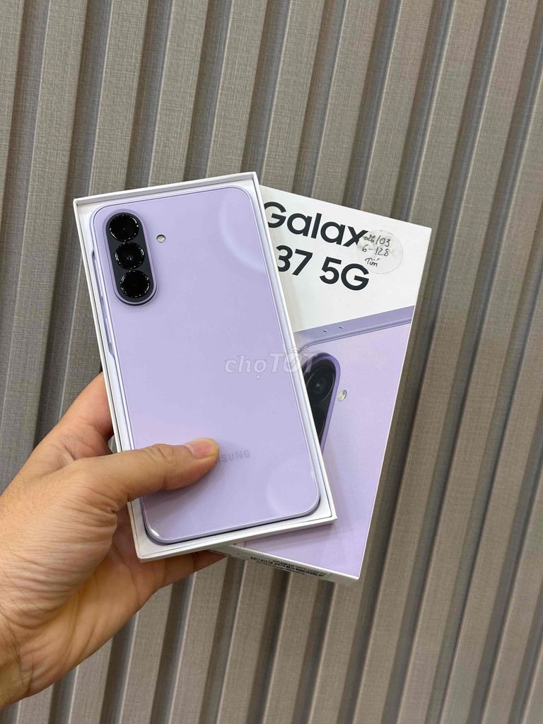 Samsung A37 5G 128GB New Bh 12T TGDĐ chưa sài. Mua bán Điện thoại tại Quận Ninh Kiều Cần Thơ được đăng bởi Quý Mobile Cần thơ hình 1