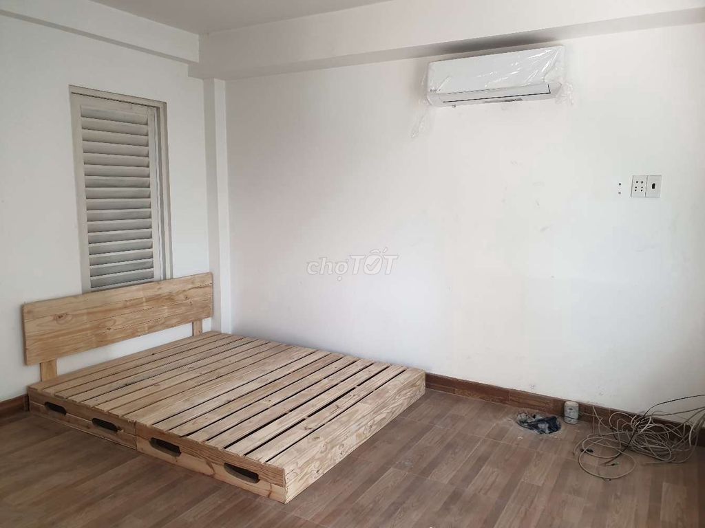 Giường pallet gỗ 1m6 x 2m. Mua bán Giường, chăn ga gối nệm tại Quận Gò Vấp Tp Hồ Chí Minh được đăng bởi an an hình 1